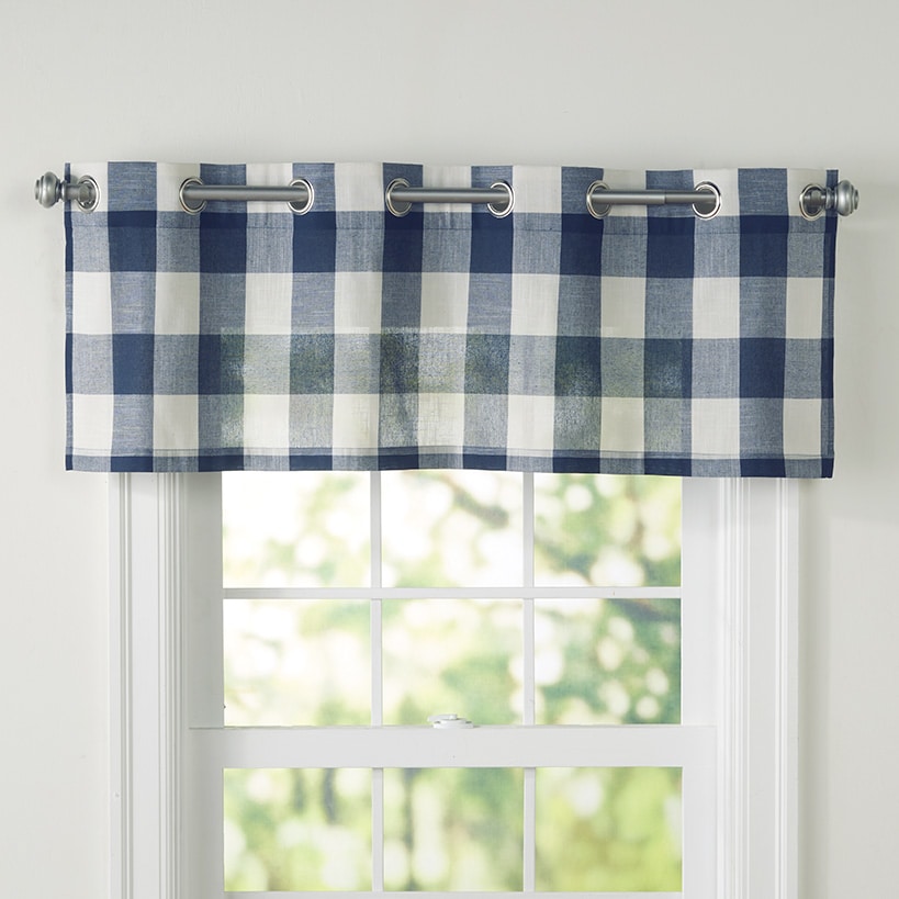 Buffalo_Check_Valance_Navy_2081157_zm_7ac02531-ae4d-4985-974f-aefaf890288a