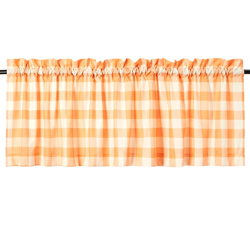 Carrots_Valance_Valance_2138662_zm_15add06e-08b6-4865-8d6d-5abe5a0d5d1a